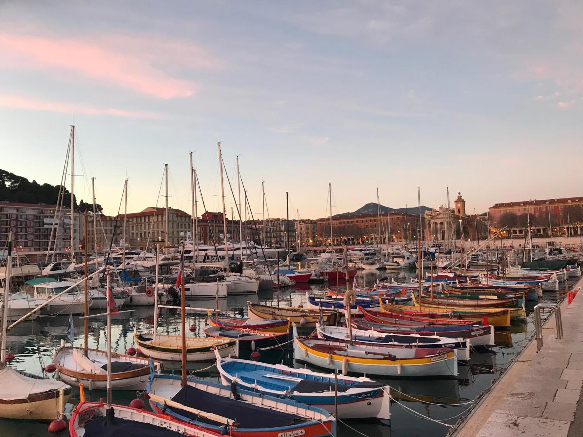 Spacious And Bright Flat Close To The Beach : Heart Of Old Nice Luaran gambar